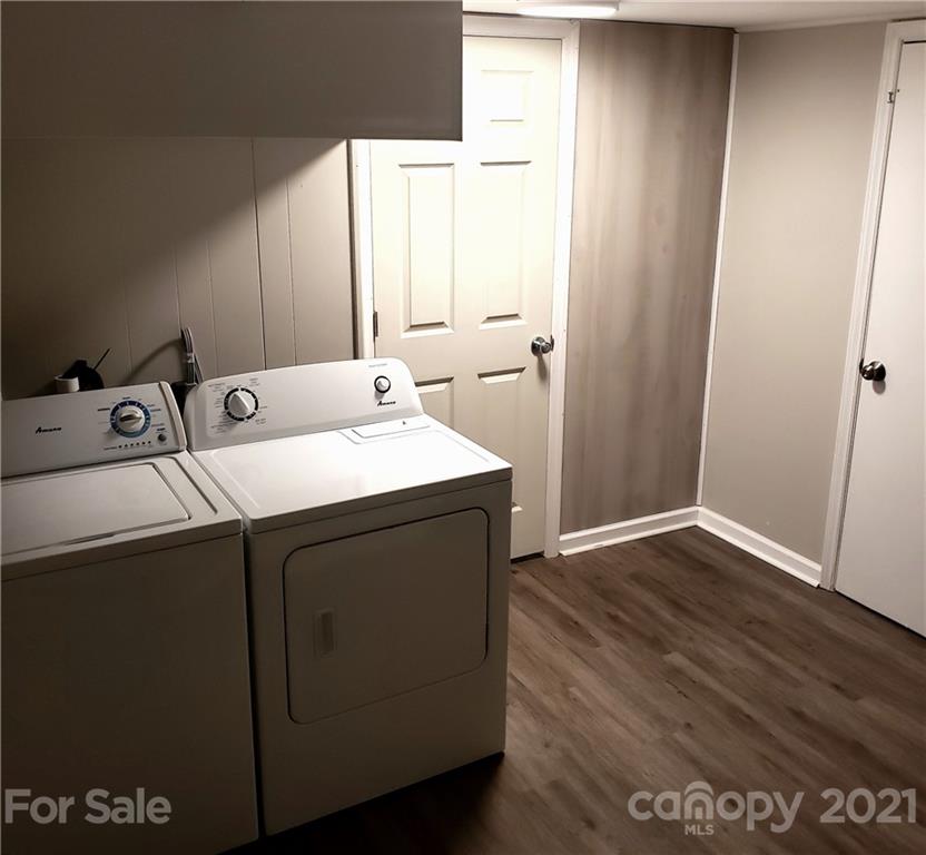 502 Roy Eaker Road Cherryville, NC 28021 - Photo 16 of 22 a utility room with washer and dryer