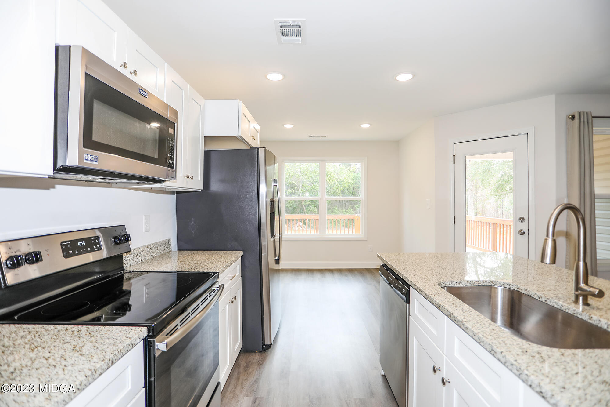 128 Branch View Trail Perry, GA 31069 - Photo 8 of 35 8