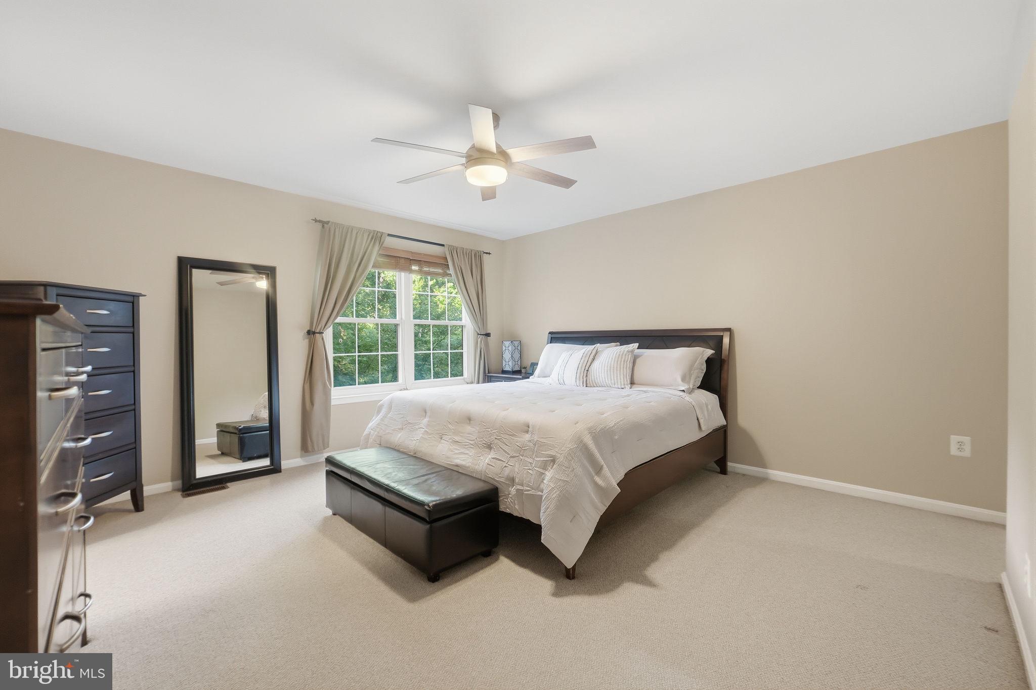 7660 Southern Oak Drive Springfield, VA 22153 - Photo 17 of 37 SERENE & SPACIOUS PRIMARY SUITE
