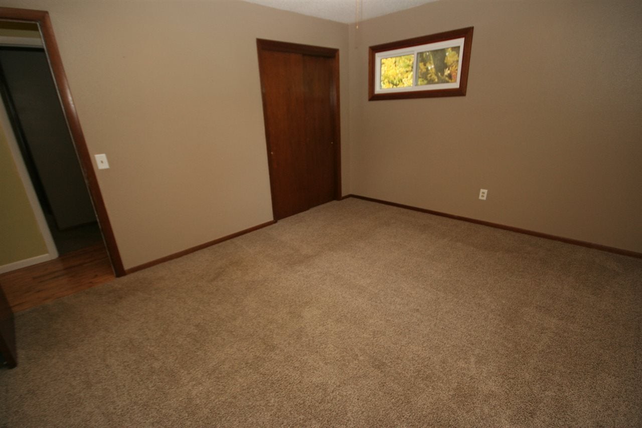 168 Country Club Road Williamsburg, IA 52361 - Photo 19 of 25 Gallery Image 19