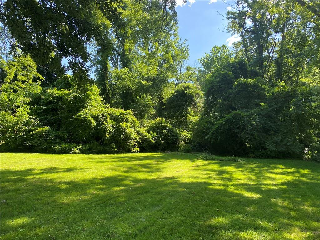 1144 Powers Run Road Pittsburgh, PA 15238 - Photo 4 of 6 Gallery Image 4