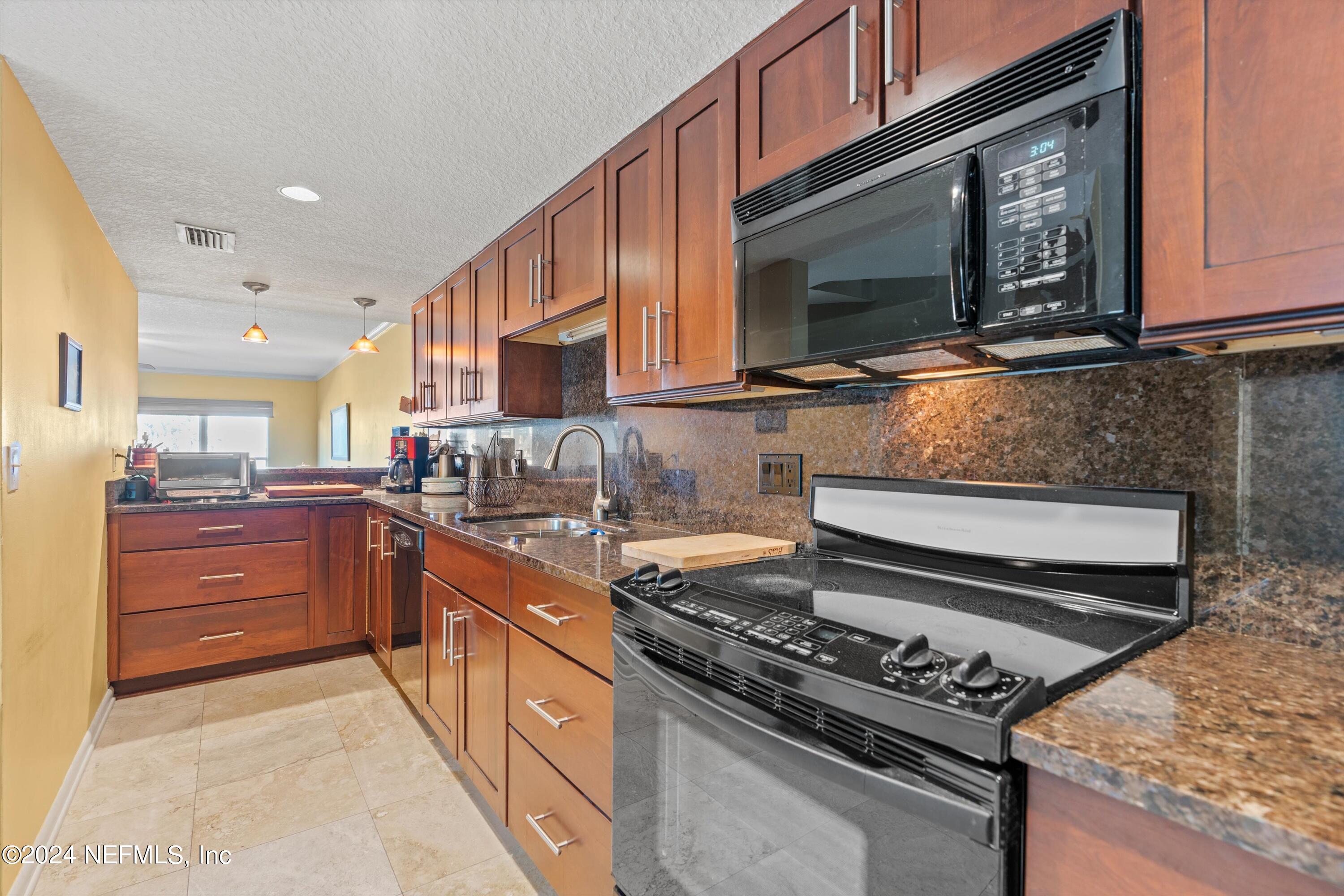 724 Ocean Front Neptune Beach, FL 32266 - Photo 15 of 38 14-Final-10