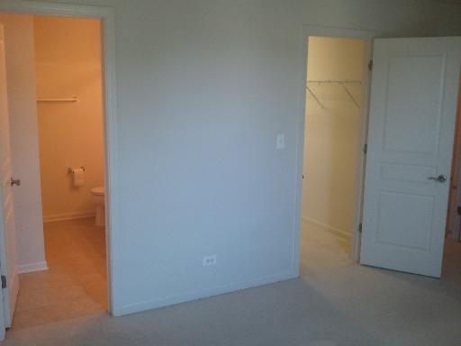 2482 Emily Lane Elgin, IL 60124 - Photo 7 of 10 a view of a small space