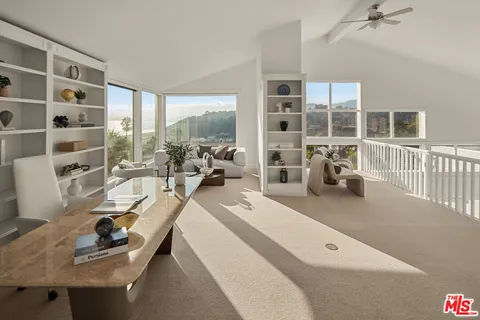 $5,995,000 | 143 Ocean Ave Extension, Santa Monica, CA 90402