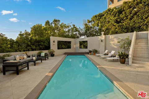 $5,995,000 | 143 Ocean Ave Extension, Santa Monica, CA 90402