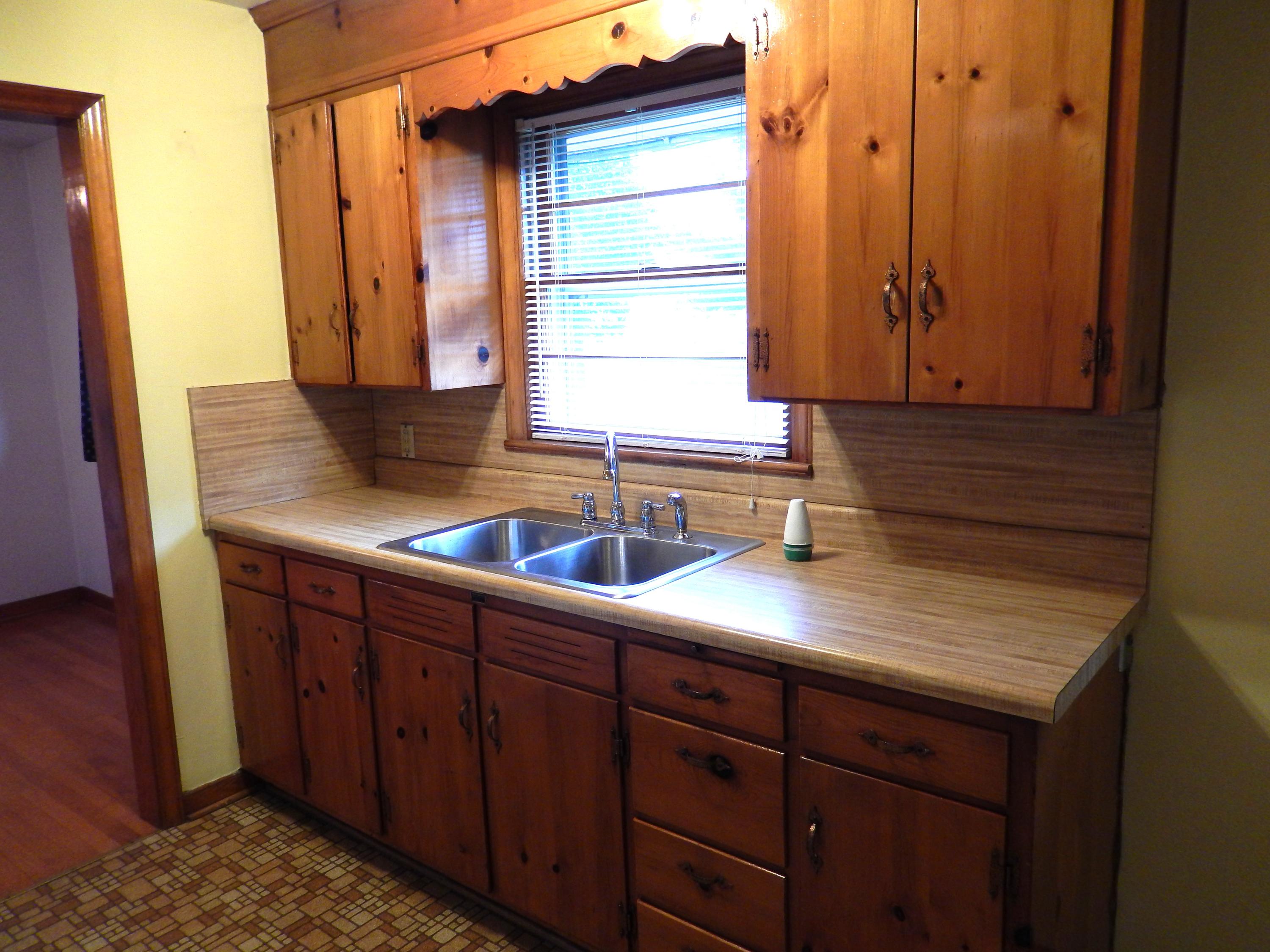 122 Blue Ridge Drive Blue Ridge, VA 24064 - Photo 8 of 24 Kitchen