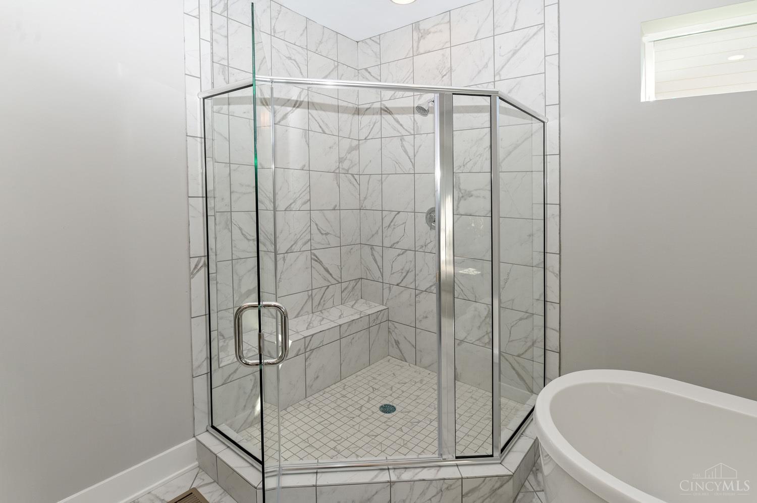 6459 Kugler Mill Road Cincinnati, OH 45236 - Photo 22 of 41 Gallery Image 22