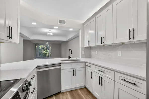 $290,000 | 23247 Barwood Lane North, Unit 205, Boca Raton, FL 33428