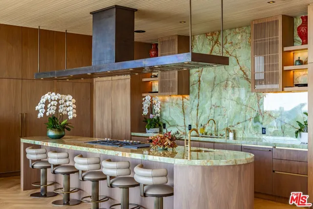 $165,000 | 1851 North Stanley Avenue, Los Angeles, CA 90046