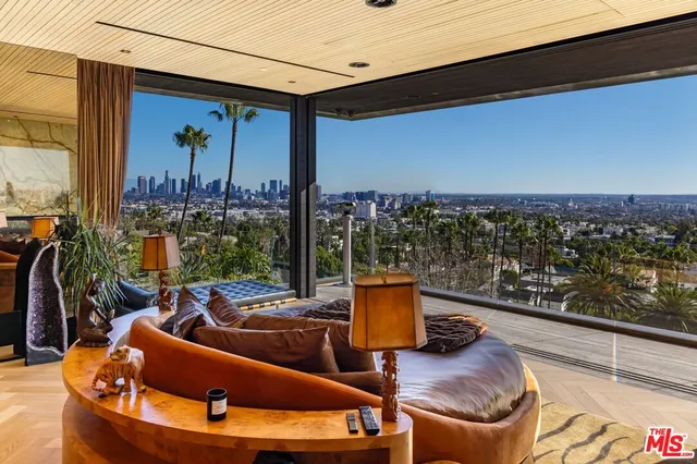 $185,000 | 1851 North Stanley Avenue, Los Angeles, CA 90046