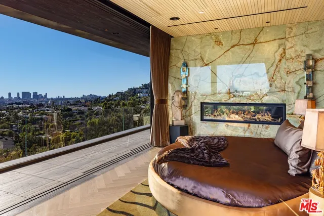 $185,000 | 1851 North Stanley Avenue, Los Angeles, CA 90046