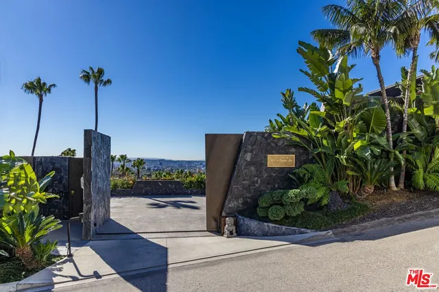 $165,000 | 1851 North Stanley Avenue, Los Angeles, CA 90046