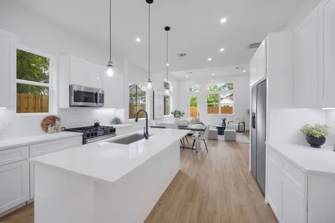 $354,900 | 3107 Stonewall Street, Houston, TX 77020