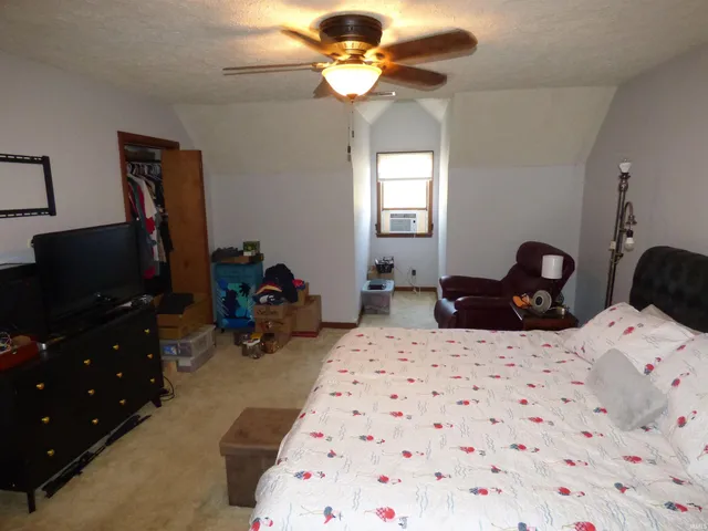 $317,500 | 1700 North Redbud Drive, Frankfort, IN 46041