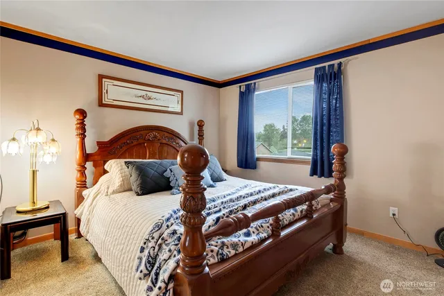 $379,950 | 11229 3rd Ave Court East, Tacoma, WA 98445