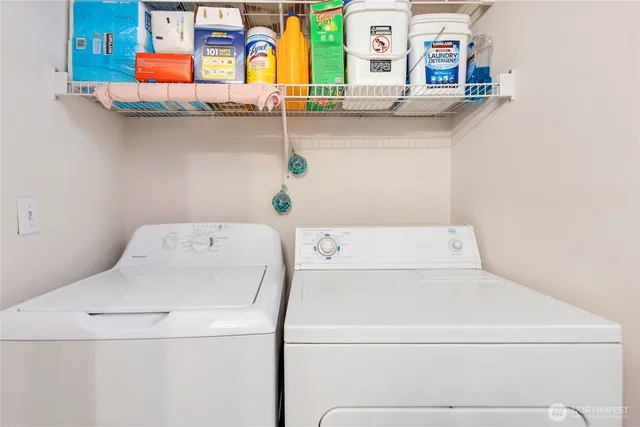 $379,950 | 11229 3rd Ave Court East, Tacoma, WA 98445