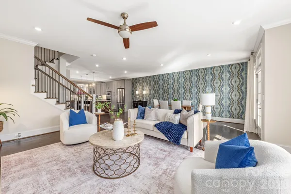 $889,000 | 541 Griffith Village Lane, Davidson, NC 28036