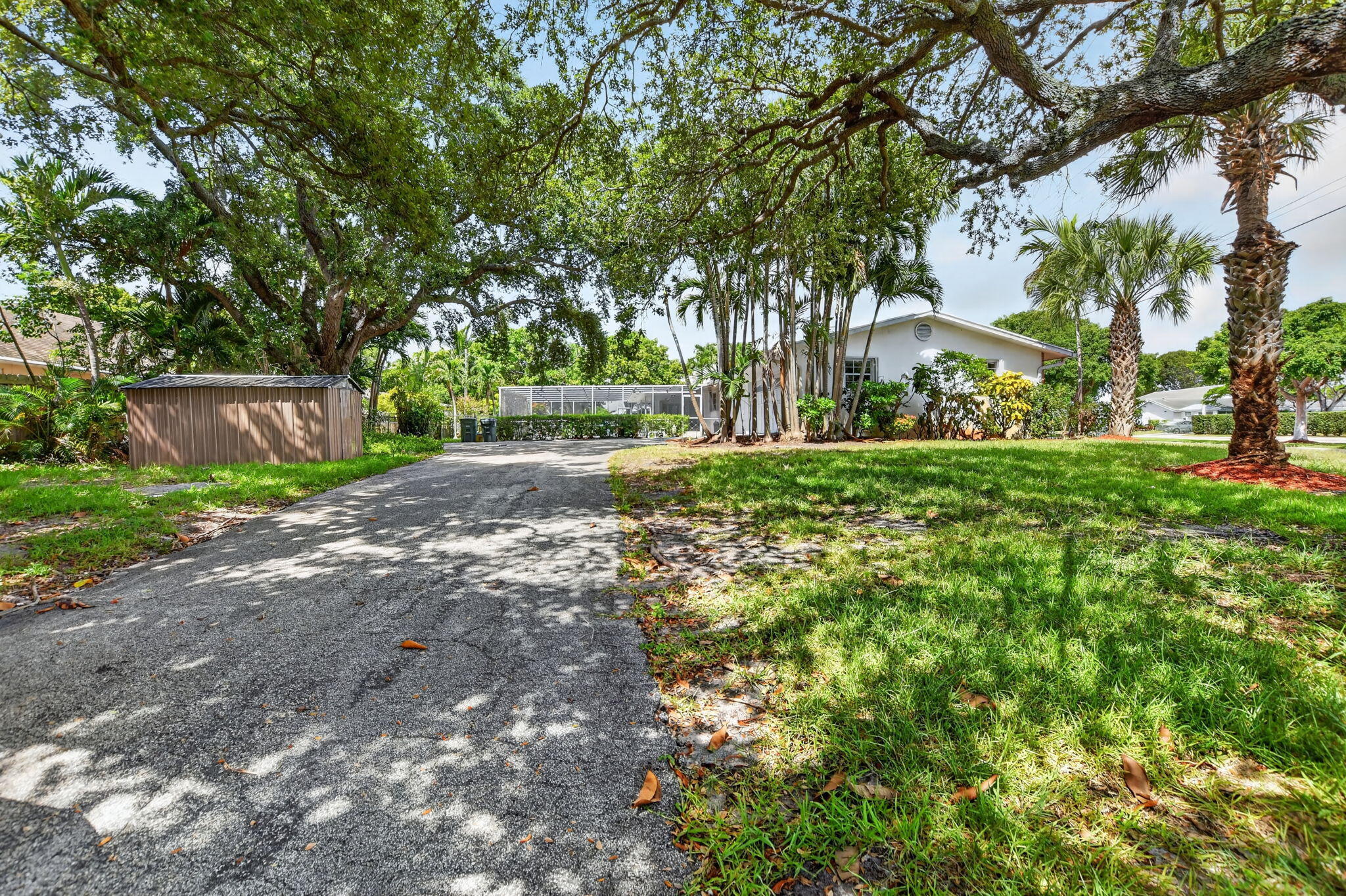 410 Spanish River Boulevard Boca Raton, FL 33431 - Photo 7 of 37 62-web-or-mls-DSC_8451