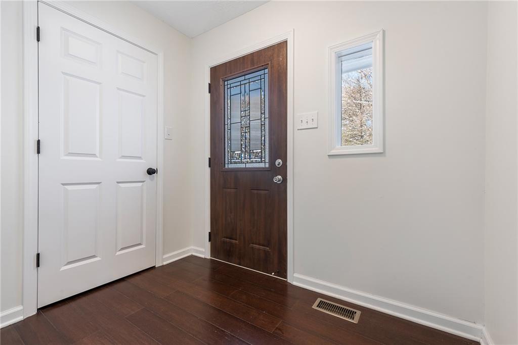 8187 Sargent Road Indianapolis, IN 46256 - Photo 3 of 27 Gallery Image 3