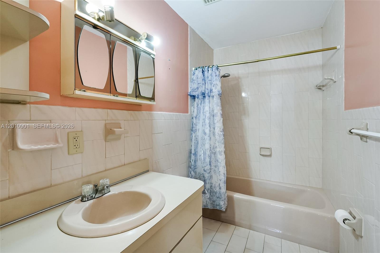 1735 Southwest 15th Street Miami, FL 33145 - Photo 18 of 29