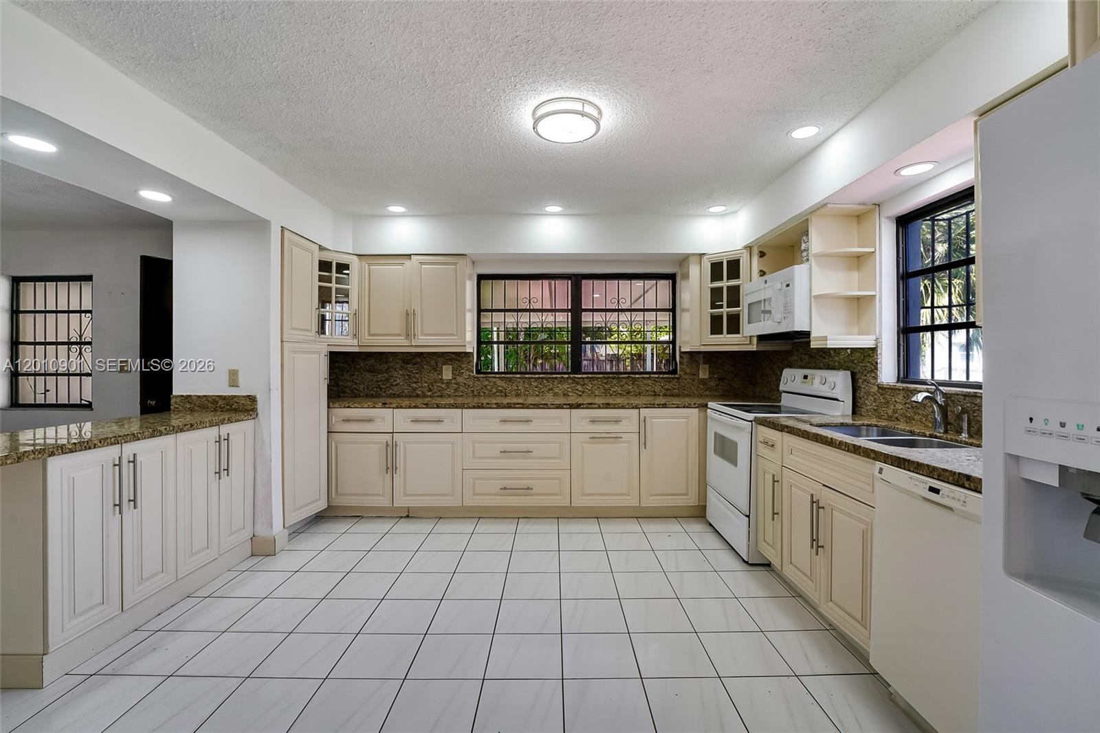 1735 Southwest 15th Street Miami, FL 33145 - Photo 8 of 29