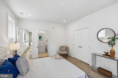 $875,000 | 2429 Ontario Road Northwest, Unit 2, Washington, DC 20009