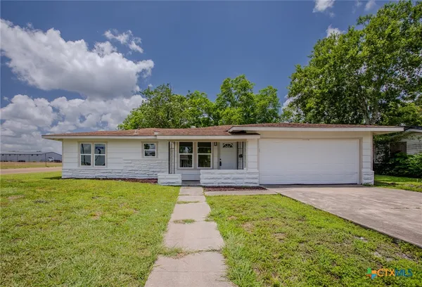 $184,900 | 3607 Avondale Street, Victoria, TX 77901