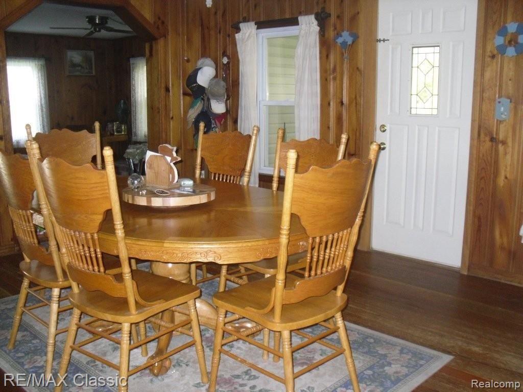 27595 Johns Road Wixom, MI 48393 - Photo 15 of 21 Dining Room