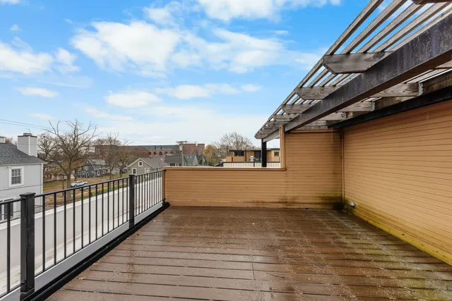 $2,100,000 | 460 West Stadium Boulevard, Ann Arbor, MI 48103