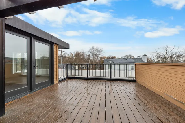 $2,100,000 | 460 West Stadium Boulevard, Ann Arbor, MI 48103