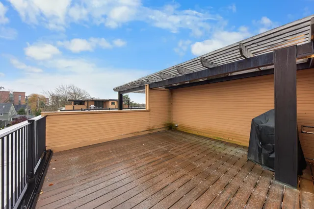 $2,100,000 | 460 West Stadium Boulevard, Ann Arbor, MI 48103