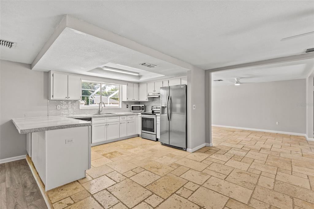 10116 Vancouver Road Spring Hill, FL 34608 - Photo 14 of 51