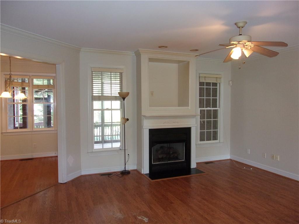 4423 Hunter Oaks Court High Point, NC 27265 - Photo 2 of 48