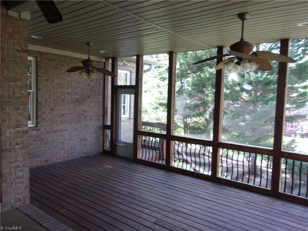 4423 Hunter Oaks Court High Point, NC 27265 - Photo 36 of 48