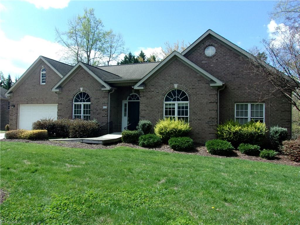 4423 Hunter Oaks Court High Point, NC 27265 - Photo 43 of 48