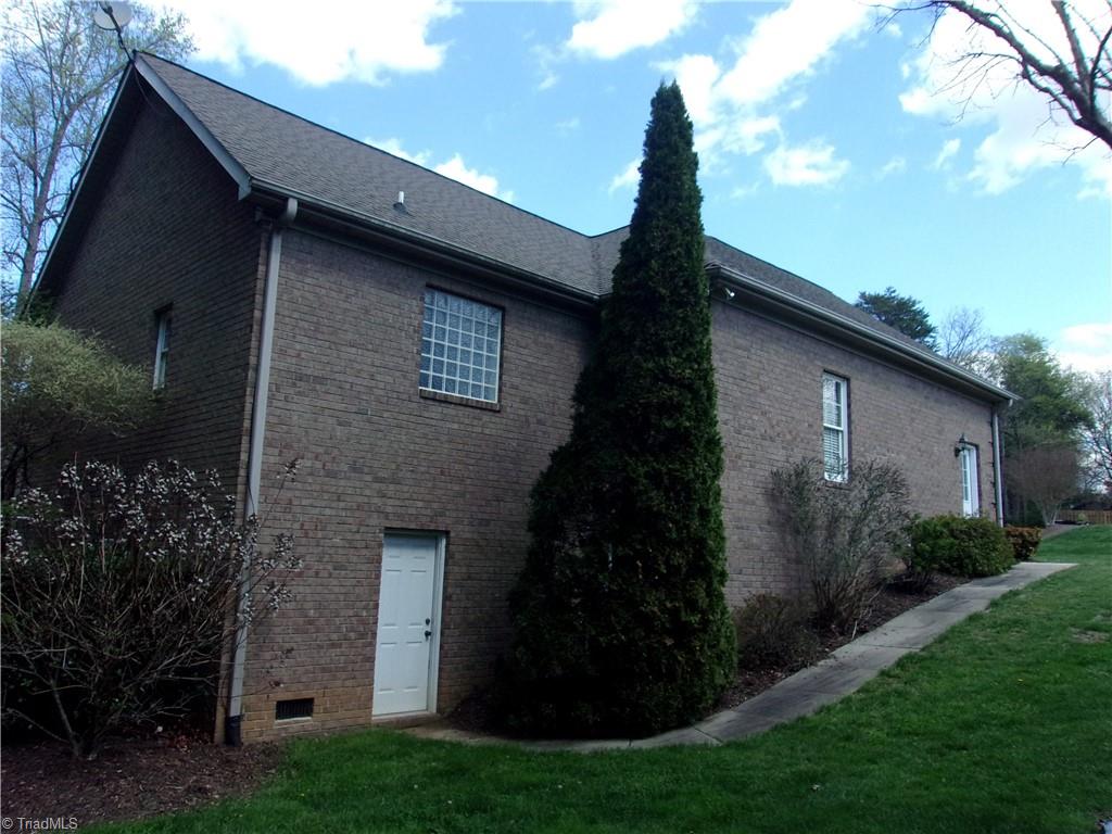 4423 Hunter Oaks Court High Point, NC 27265 - Photo 47 of 48