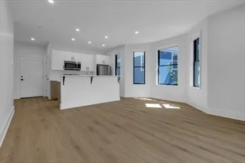 $2,300 | 69 Bailey Street, Unit 105, Boston, MA 02124