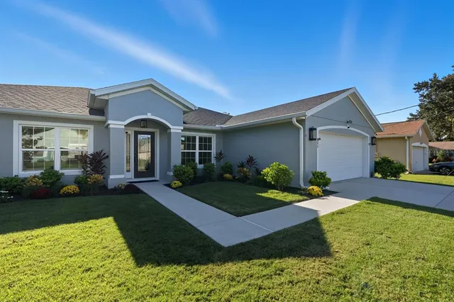 $439,000 | 42 Westglen Lane, Palm Coast, FL 32164
