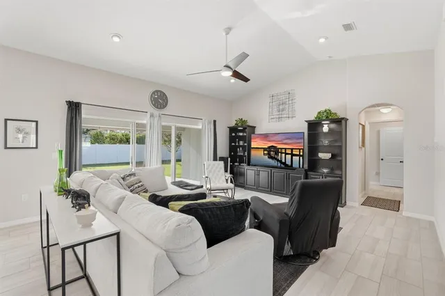 $439,000 | 42 Westglen Lane, Palm Coast, FL 32164