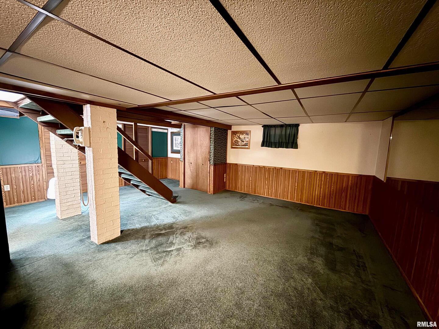 2340 7th Street East Moline, IL 61244 - Photo 21 of 26 a view of a indoor garage