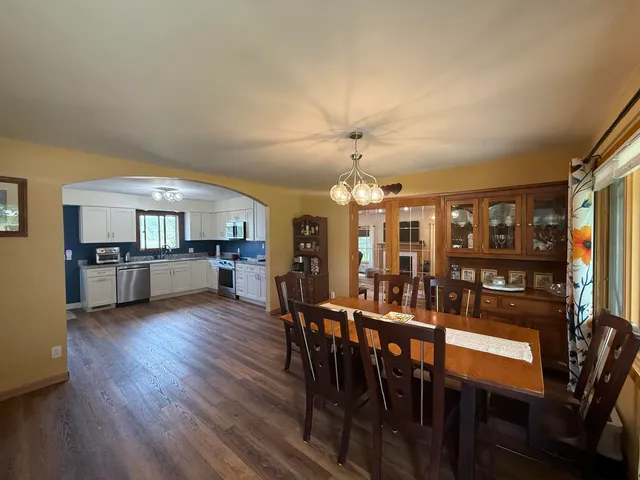 $300,000 | N698 County Road 577, Menominee, MI 49858