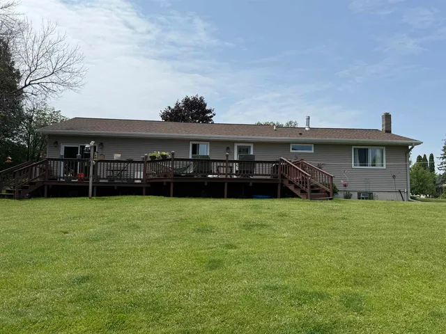 $300,000 | N698 County Road 577, Menominee, MI 49858