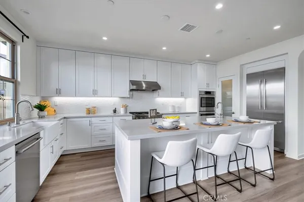 $1,990,000 | 114 Bouquet, Irvine, CA 92618