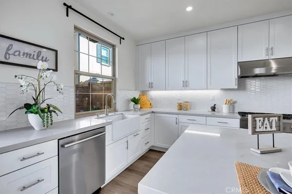 $1,990,000 | 114 Bouquet, Irvine, CA 92618
