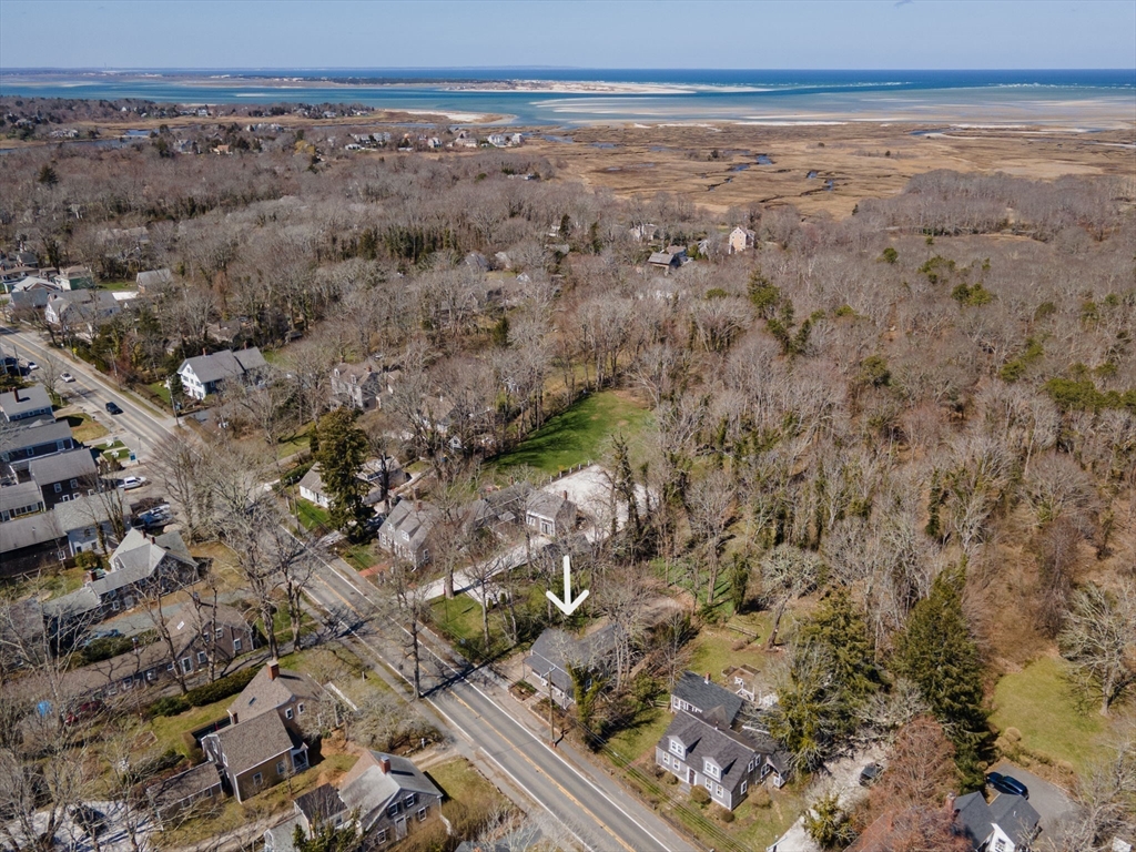 194 Rte 6a Yarmouth, MA 02675 - Photo 3 of 40