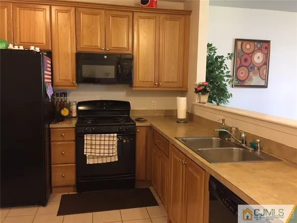 $3,000 | 3023 Edward Stec Boulevard, Unit 23, Edison, NJ 08837