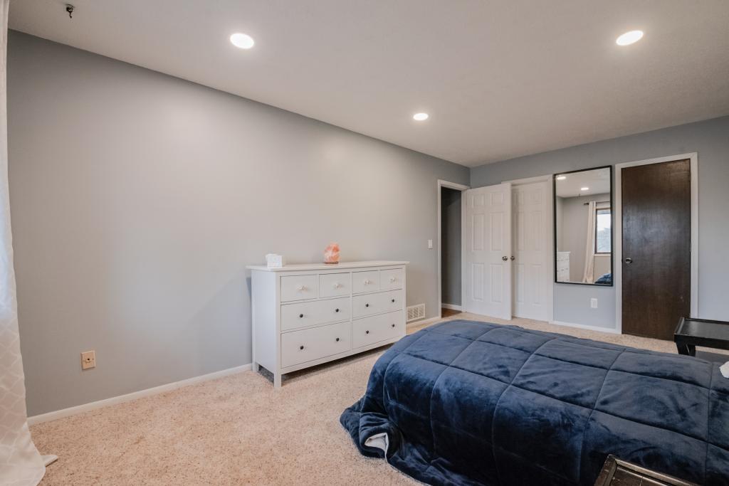 11101 Xavier Road South Bloomington, MN 55437 - Photo 15 of 22