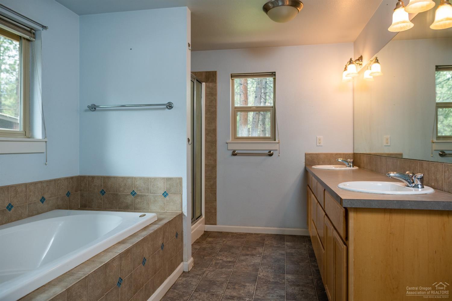 14718 Bluegrass Loop Sisters, OR 97759 - Photo 12 of 25 Additional Photo