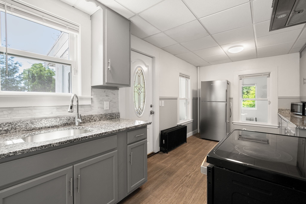 13 Highland Road Middleton, MA 01949 - Photo 9 of 26