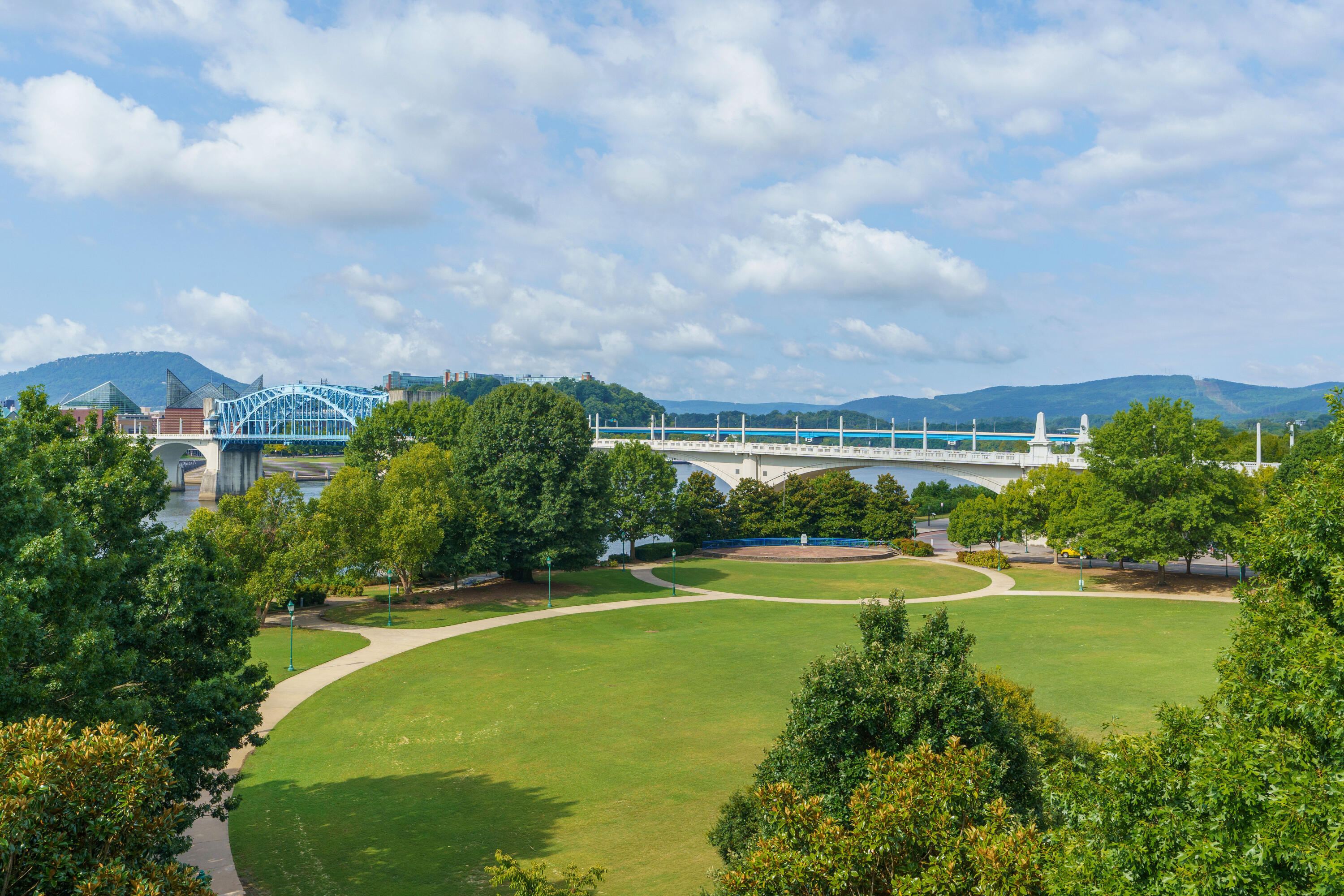 1131 Stringers Ridge Road, Unit 8K Chattanooga, TN 37405 - Photo 45 of 51 06 - North Shore - Coolidge Park